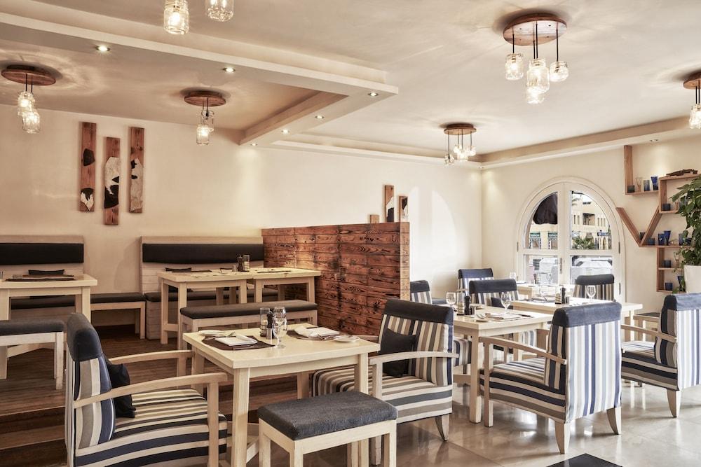 Turtle'S Inn Hotel Хургада Экстерьер фото