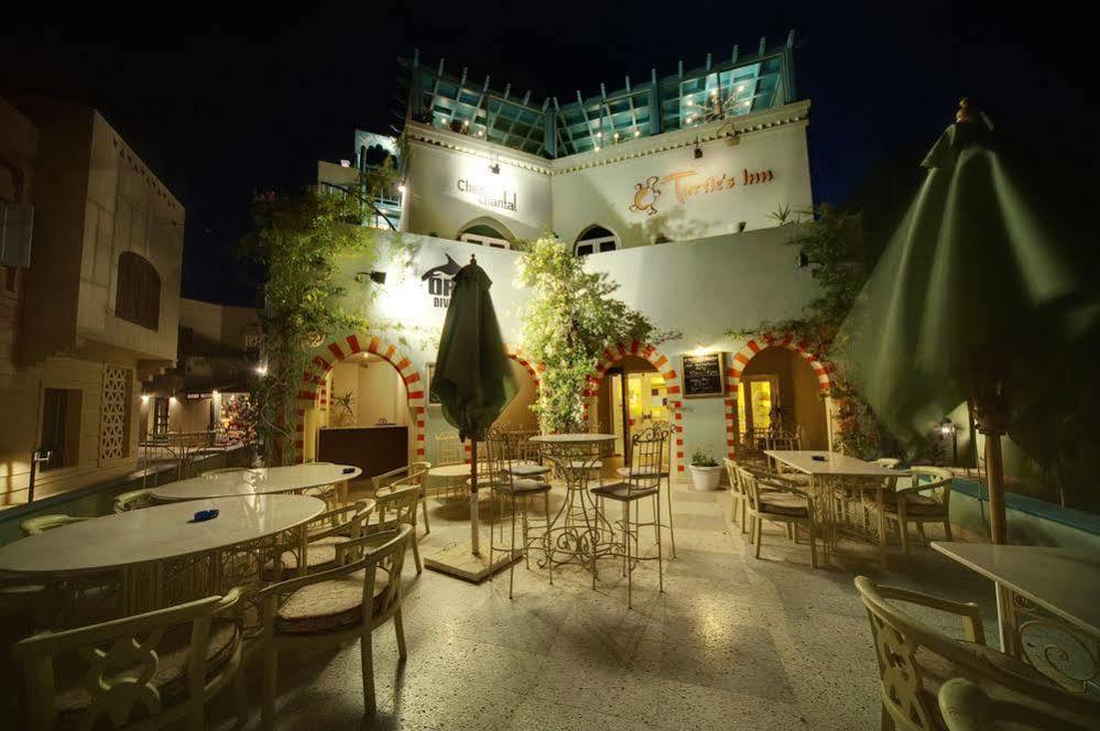 Turtle'S Inn Hotel Хургада Экстерьер фото